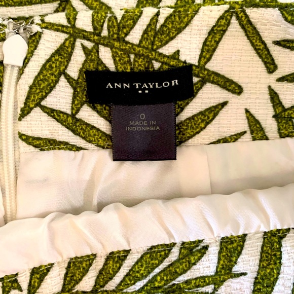 Ann Taylor skirt - Picture 3 of 9